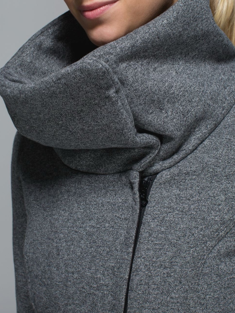Lululemon Karmacollected Jacket in Heathered Speckled Black Size: 8 - Picture 4 of 12